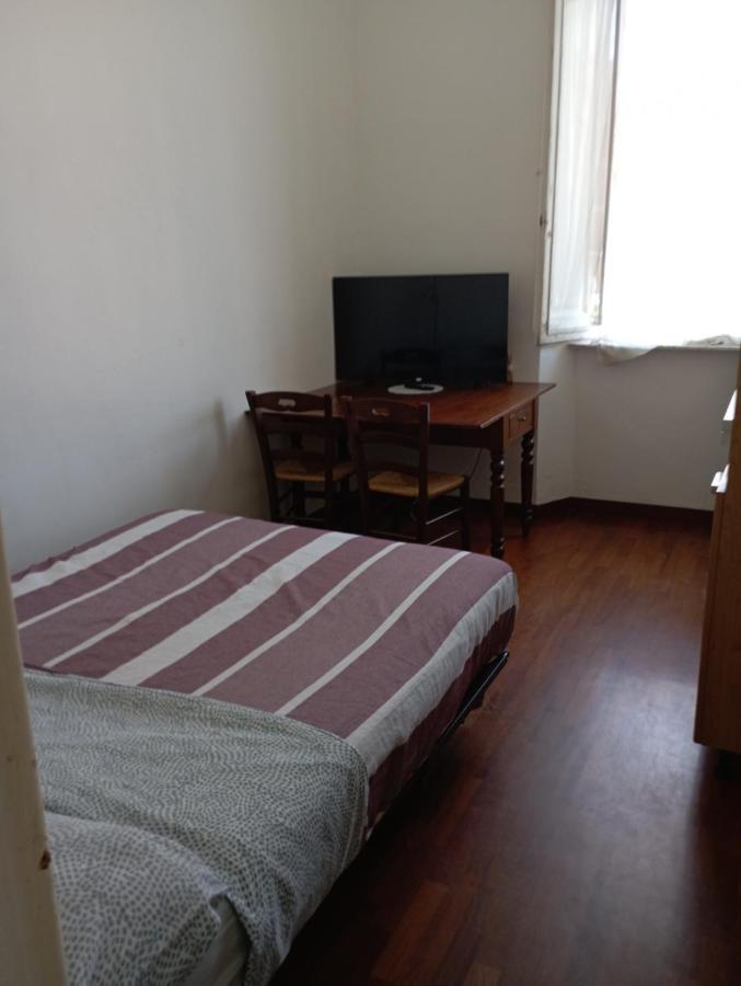 Casa Sofia Apartment ลีวอร์โน ภายนอก รูปภาพ